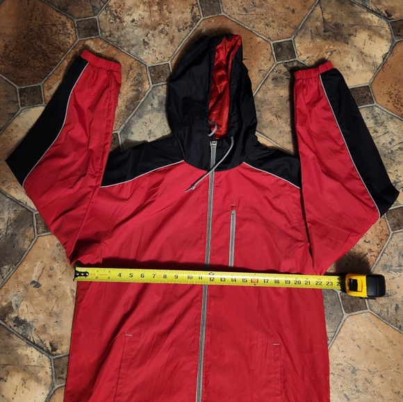BCG Men's Red and Black Hooded Jacket Size M. - Picture 2 of 11